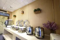 Aoliyang Business Hotel (Zhuanghe Jinma Plaza)