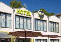 B&B Hotel Villeneuve Loubet Village