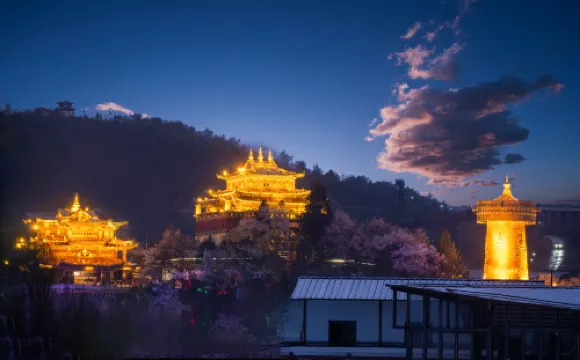 香格里拉陶然雲築.全屋供氧Villa度假山景美宿（獨克宗古城店）