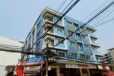 รูปภาพของซีนิธ ไลฟ์