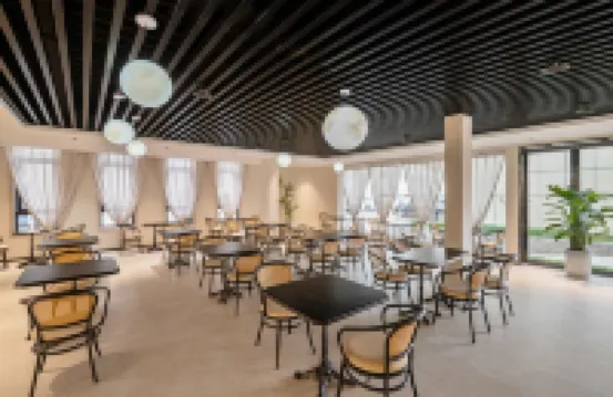 淺棠厚院酒店（洛陽洛邑古城麗景門十字街店）