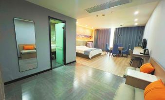 Sihong Maple Leaf Boutique Hotel (Zhongzheng Times City Branch)