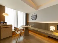 Huazhu · Banlan Hotel (Cangzhou International Exhibition Center West Railway Station) Hotels in Cangzhou