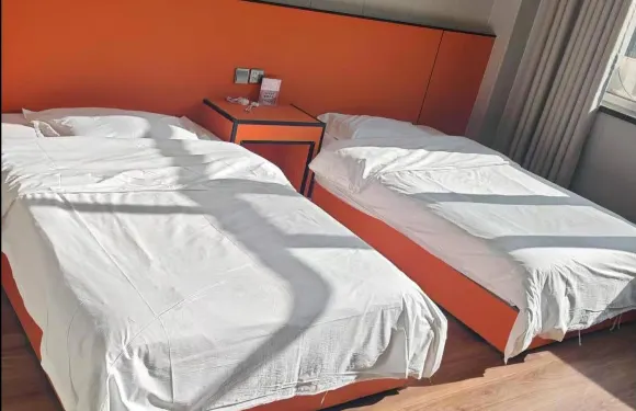 杭錦旗摩力衡大酒店