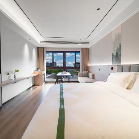 GreenTree Inn Express Hotel (Jixi County High-speed Railway North Station)