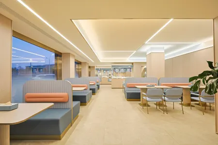 Hanting Hotel (Orasia Shopping Center, Tongjiang Road, Baishan) Отели в г. Байшан