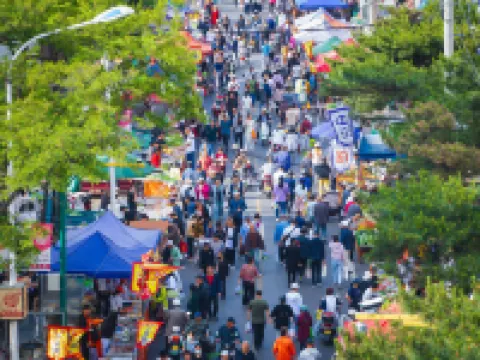 Baiyulan Hotel (Jinzhou Liaoshen Battle Memorial Hall Shiqiaozi Morning Market Branch)