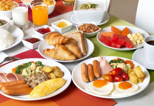 4. 이비스 방콕 수..