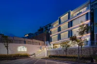 Jiujianhai Seaview Art Meisu (Dali Erhai Branch)