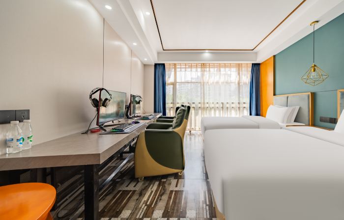 Zhongxian Qiaolin Excellence E-sport Theme Hotel