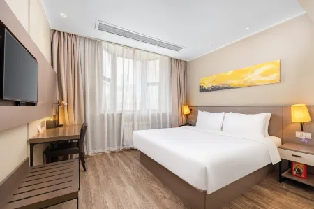 Home Inn Ease Hotel (Tianjin Five Avenue Nanjing Road Xiaobailou Metro Station)