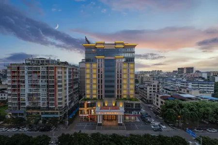 โรงแรมเวียนนา อินเตอร์เนชั่นแนล (ถนนเจิ้นไห่ ฉงไห่)