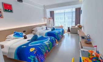 Two or three o'clock rain homestay