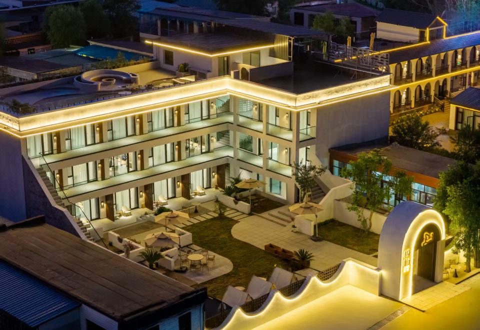 hotel overview picture