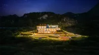Yunxi Waterfall Viewing Cliffside Homestay, Guanling Hotel a Guanling