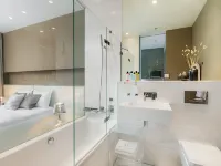 VISIONAPARTMENTS Wolframplatz - self check-in 뷔르클리플라츠 주변 호텔