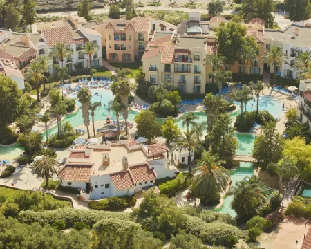 Hotel PortAventura -  Incluye acceso ilimitado a PortAventura Park & 1 acceso a Ferrari Land Hoteles en Salou