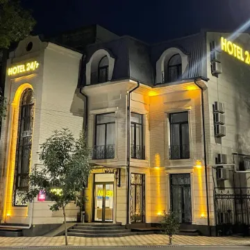 Airport Hotel 24/7 Отели рядом с достопримечательностью «Свято-Успенский Кафедральный Собор»