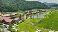 Wangchunshan Xiyue Hot Spring Hotel
