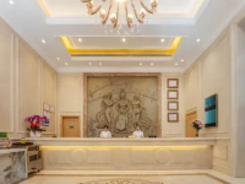 Vienna Hotel (Anhui Huangshan Shexian Ancient City, Hetai International City) Hotels in She County