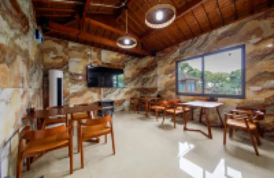 Floral Nanhu Qingzhu Homestay