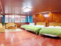 Qingxin Mountain Residence Homestay in Heishui County โรงแรมในเฮ่ยซุ่ย