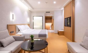 Weiyuan Yipin Hotel (Wanda Plaza)