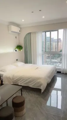 Baishuimu Homestay (Minquan Bo'ai Road) - Homestays