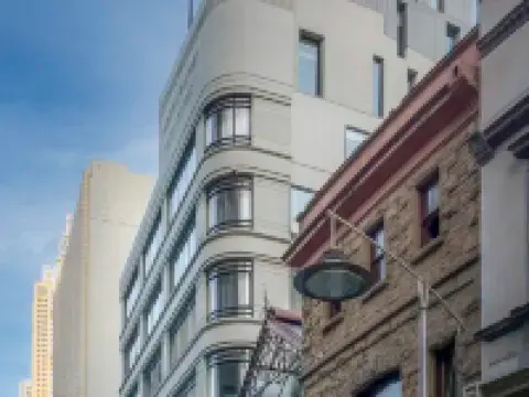 The Howey Hotel di Melbourne