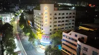 Yizhang Manju Hotel - พร้อมอาหารเช้า