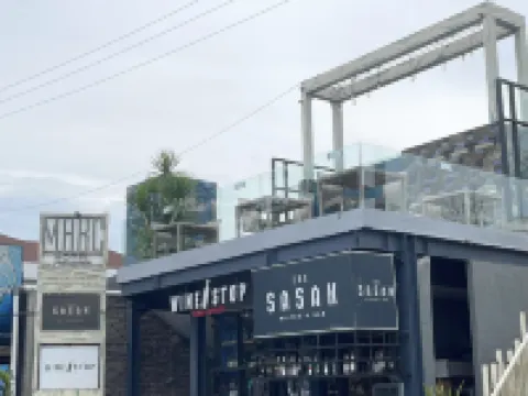 Marc Hotel Gili Trawangan Hotels near Surf Point Bongkas