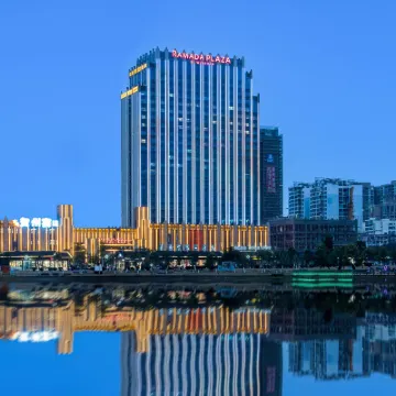 賀州澤森華美達廣場飯店 賀州博物館附近的飯店