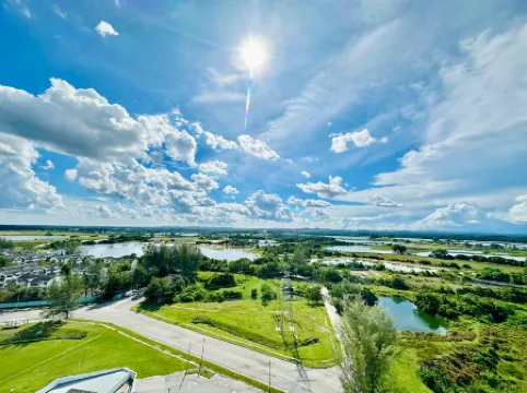 Champs Elysees King Studio + Corner Sunset View