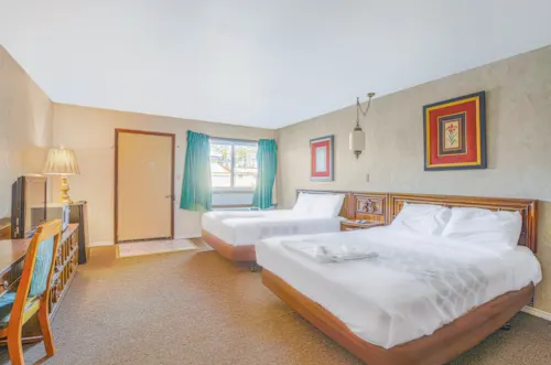 Love Hotels Tomahawk by OYO at Lake Mohawksin WI