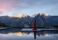 Upper trekking route·Cloud Way·Snowy mountain view homestay Hotels near Middle Tiger Leaping Gorge, Shangri-La, Yunnan