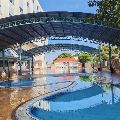 Hotel ASRC Hoteles cerca de Mezquita Zahir