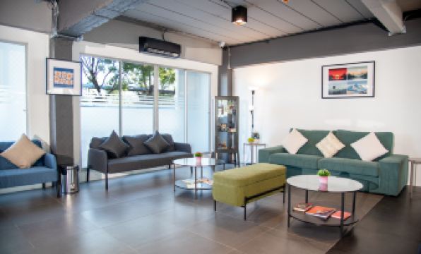 IU Hotel Don Mueang Airport