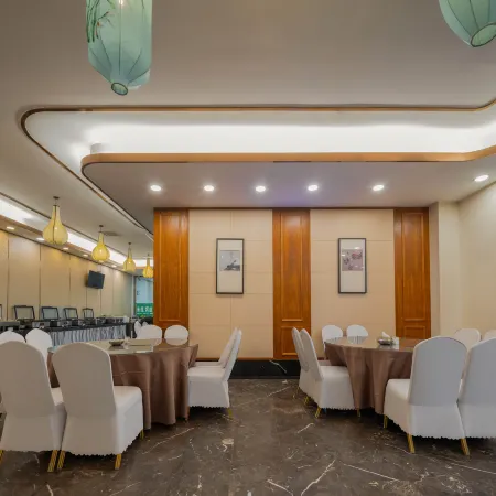 Jincheng Hotel