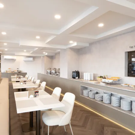 SureStay Plus by Best Western Ramkhamhaeng Airport Rail Link Bangkok Отели рядом с достопримечательностью «Станция экспресс-поезда Ramkhamhaeng»