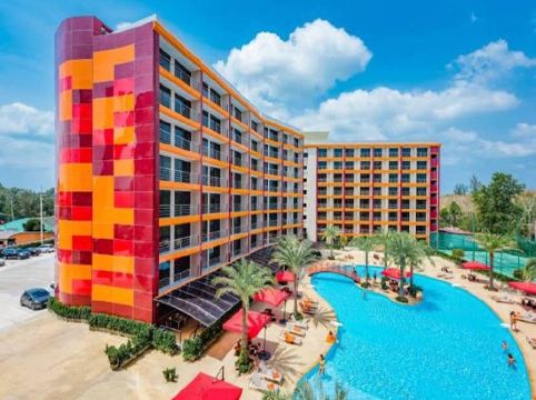 อพาร์ทเมนต์ Thai Studio Condotel 777 ตั้งอยู่ติดกับชายหาดที่ยาวที่สุดและสะอาดที่สุด