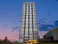 Hiln Hotel (Leshan High-Speed Rail Station Branch) Hotels near Leshan Railway Station