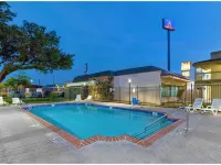 Studio 6 Denton, TX - UNT Hotels in Denton