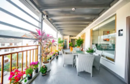 Jingrui Smart Hotel (Eshan Ancient Town)