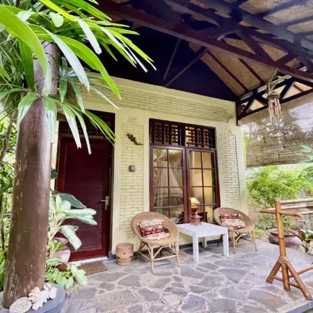 Raja's Bungalow
