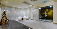 Lemonade Hotel