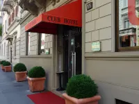 Hotel Club Отели рядом с достопримечательностью «Ворота Тичинезе»