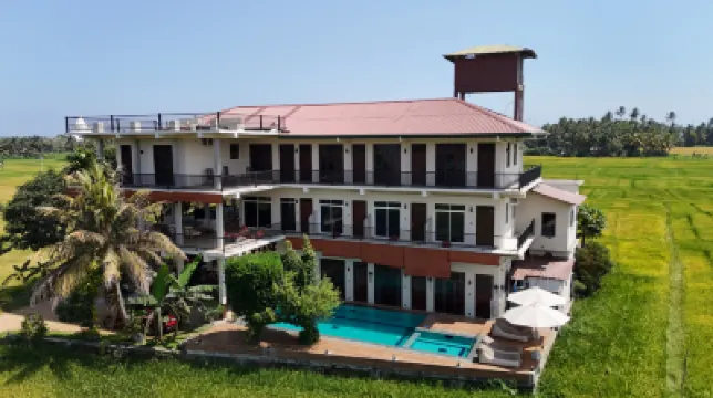 Serene Park Hotel by Ark Hotels in 