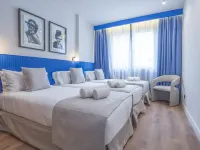 Iconic Suites Hotels near Concha Espina Metro Station