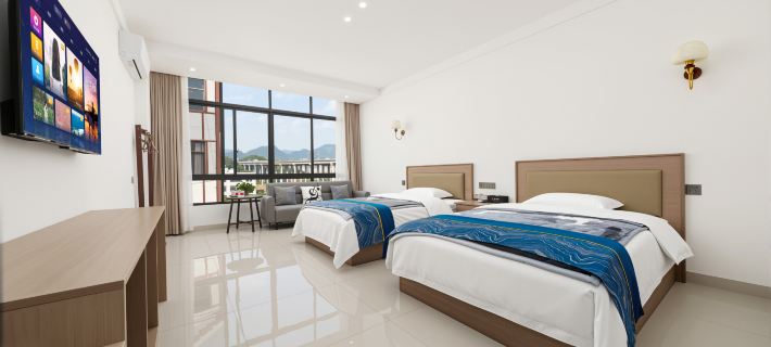 Hongqi Hotel (Xingyi East Bus Station) Hotels in Xingyi