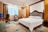 Jingfang E-Sports Hotel (Laibin Municipal People's Government) - Gym
